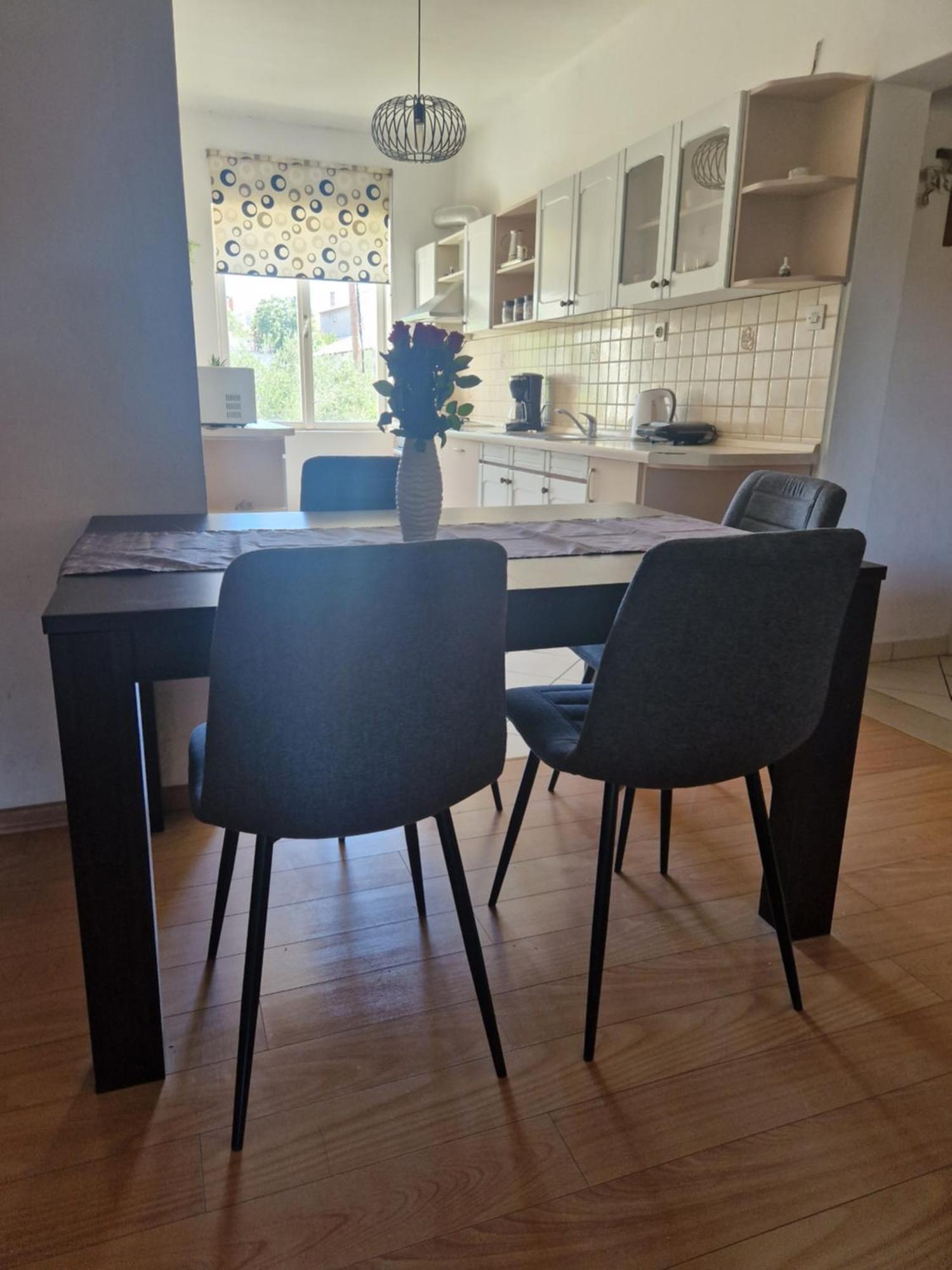 Luna Apartment