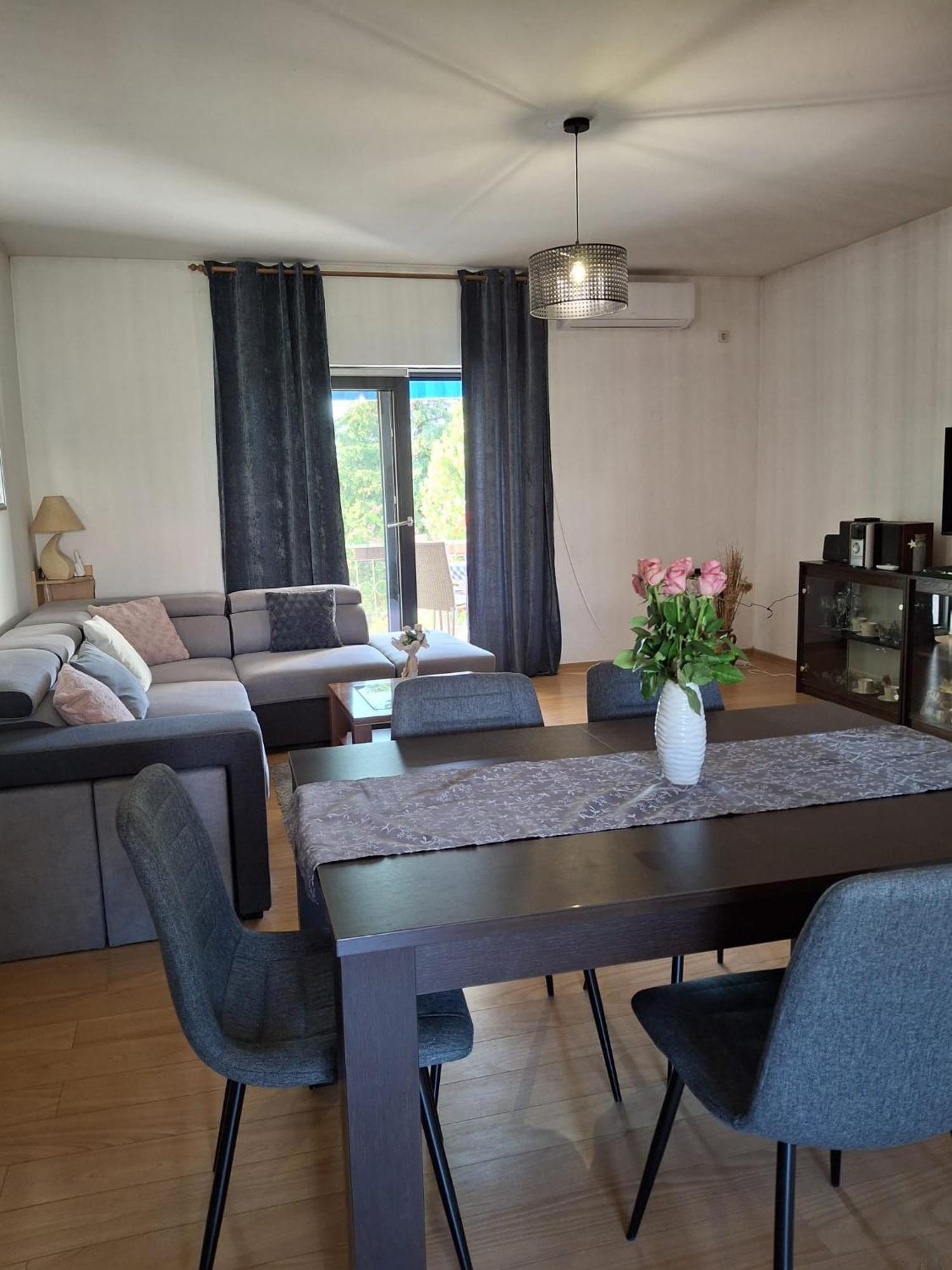Apartment Luna *