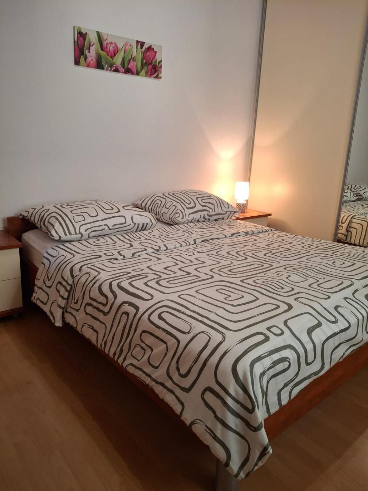 Luna Apartment